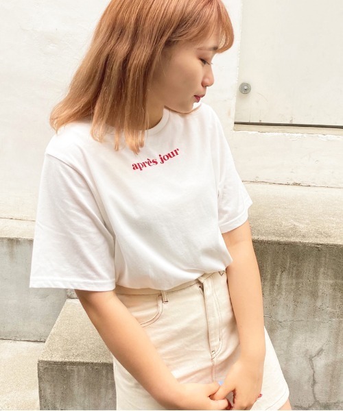 apres jour（アプレジュール）の「apresjourロゴＴ【ZOZOTOWN限定アイテム】【5AP】（Tシャツ/カットソー・レディース・ライトブルー/オフホワイト/その他/ライトピンク・フリー）」の2枚目の写真