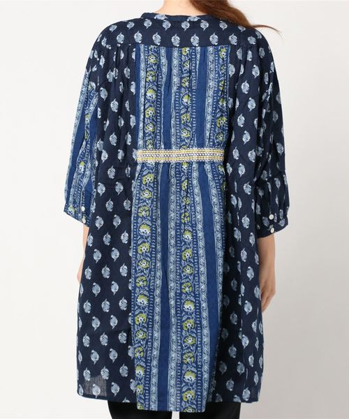 チャイハネ(チャイハネ)の「【チャイハネ】コットンドビー ブロックプリントチュニック(チュニック・レディース・キャメル/ネイビー/パープル・FREE)」の13枚目の写真