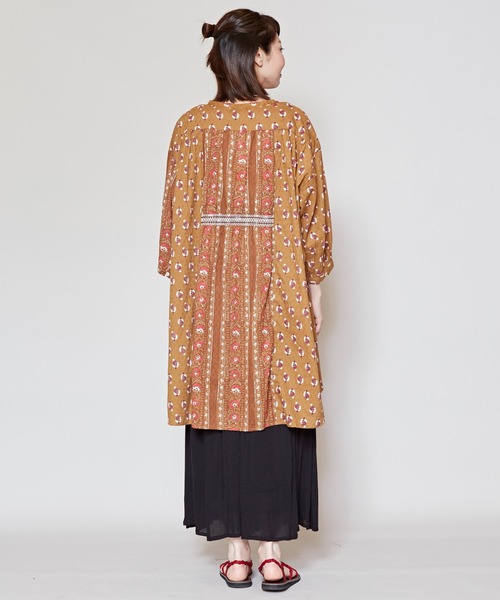 チャイハネ(チャイハネ)の「【チャイハネ】コットンドビー ブロックプリントチュニック(チュニック・レディース・キャメル/ネイビー/パープル・FREE)」の7枚目の写真