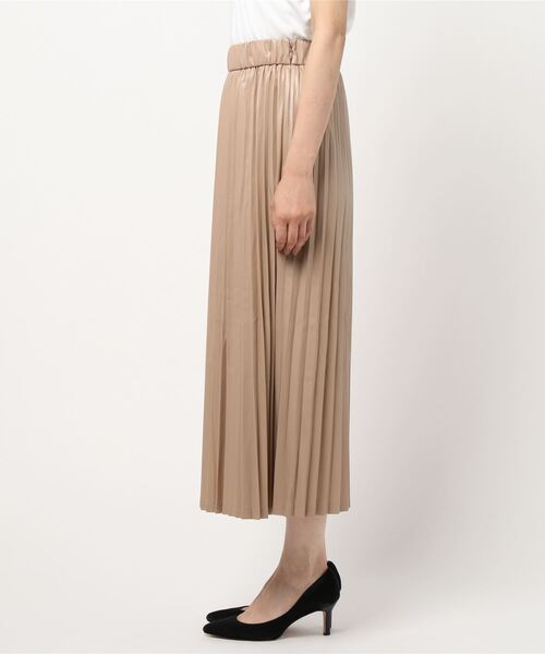 archives（アルシーヴ）の「フェイクレザープリーツスカート（スカート・レディース・ブラック/ベージュ/ブラウン・MEDIUM）」の11枚目の写真