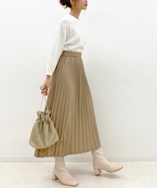 archives（アルシーヴ）の「フェイクレザープリーツスカート（スカート・レディース・ブラック/ベージュ/ブラウン・MEDIUM）」の14枚目の写真