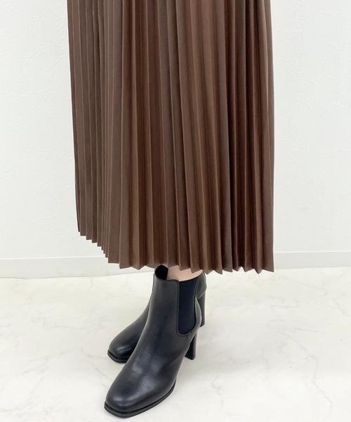 archives（アルシーヴ）の「フェイクレザープリーツスカート（スカート・レディース・ブラック/ベージュ/ブラウン・MEDIUM）」の9枚目の写真