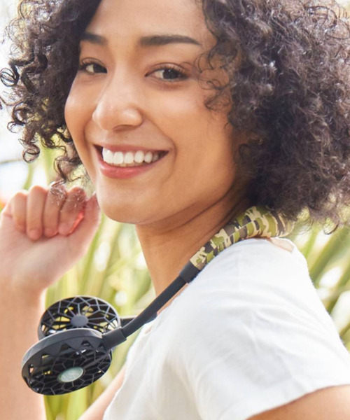 SPICE OF LIFE（スパイス オブ ライフ）の「【正規品/在庫限り】両手が使える ハンズフリー扇風機「WFan(ダブルファン) ヨガエアー」カモフラージュ（アウトドアグッズ・メンズ・カーキ・ONE SIZE）」の3枚目の写真