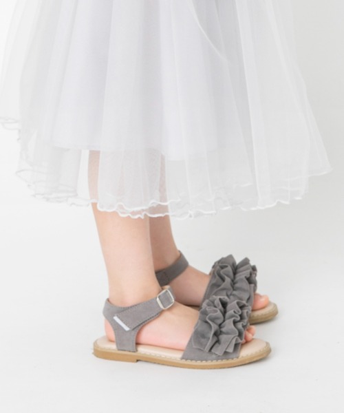 BRANSHES（ブランシェス）の「フリルサンダル（サンダル・キッズ・キャメル/フューシャピンク/ブラック/ライトグレー/ベージュ・17cm/18cm/20cm/19cm/15cm/16cm/21cm/14cm）」の3枚目の写真