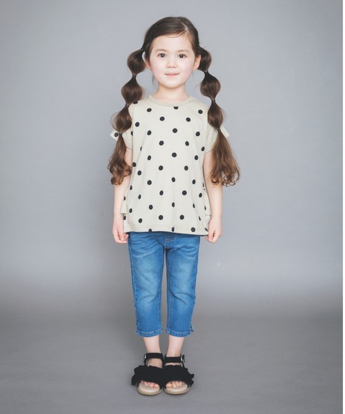 BRANSHES（ブランシェス）の「フリルサンダル（サンダル・キッズ・キャメル/フューシャピンク/ブラック/ライトグレー/ベージュ・17cm/18cm/20cm/19cm/15cm/16cm/21cm/14cm）」の6枚目の写真