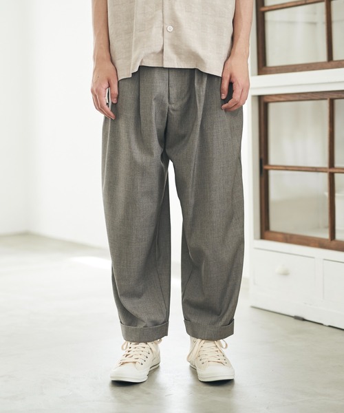 DOOPZ（ドープス）の「back tuck wide slacks PT /  バックタックワイドスラックスパンツ（スラックス・メンズ・チャコールグレー/グレイッシュベージュ・SMALL/MEDIUM/LARGE）」の18枚目の写真