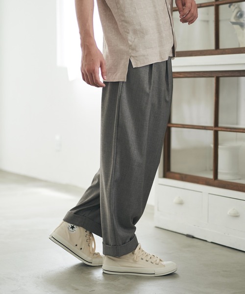 DOOPZ（ドープス）の「back tuck wide slacks PT /  バックタックワイドスラックスパンツ（スラックス・メンズ・チャコールグレー/グレイッシュベージュ・SMALL/MEDIUM/LARGE）」の21枚目の写真