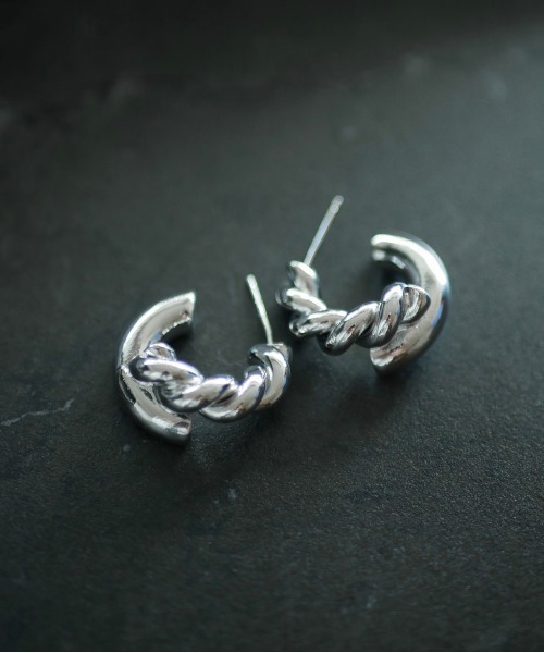 My shawty(マイシャウティー)の「chain combi pierce(ピアス(両耳用)・レディース・シルバー/ゴールド・FREE)」の1枚目の写真