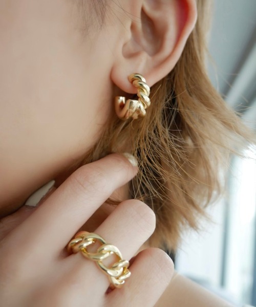 My shawty(マイシャウティー)の「chain combi pierce(ピアス(両耳用)・レディース・シルバー/ゴールド・FREE)」の4枚目の写真