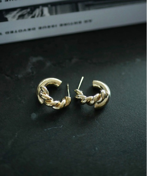 My shawty(マイシャウティー)の「chain combi pierce(ピアス(両耳用)・レディース・シルバー/ゴールド・FREE)」の3枚目の写真