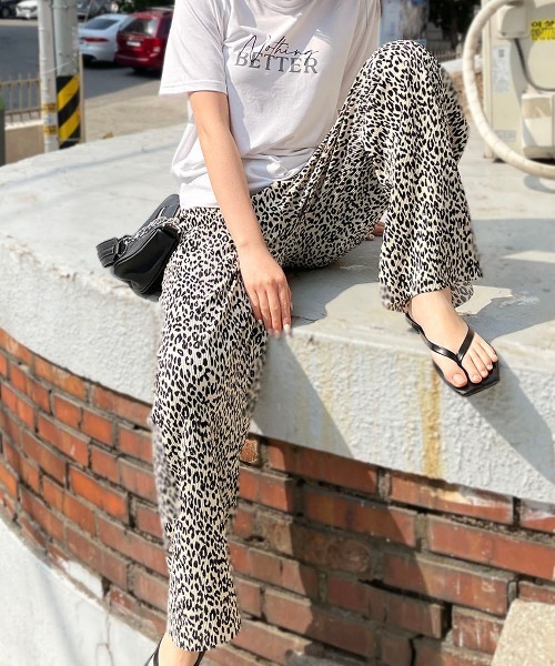 CEMONEMO（セモネモ）の「マルチパターン プリーツ イージーパンツ（その他パンツ・レディース・ブラック/ブルー/アイボリー/その他2/その他1/その他4/その他3・FREE）」の2枚目の写真