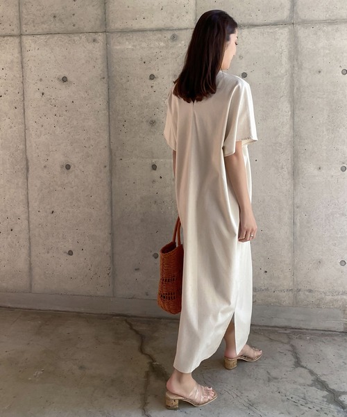 リネンブレンドVネックマキシワンピース