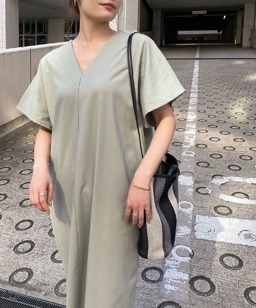 リネンブレンドVネックマキシワンピース