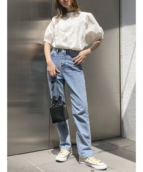 dazzlin（ダズリン）の「刺繍フラワーキャンディブラウス（シャツ/ブラウス・レディース・オフホワイト・FREE）」の6枚目の写真