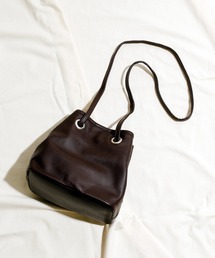 Marie-Louise（マリ－・ルイ－ズ）の「Marie Louise マリールイーズ / レザーミニショルダーバッグ 巾着バッグ / MLS-B014（ショルダーバッグ）」