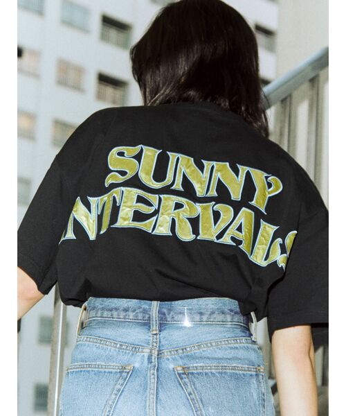 jouetie(ジュエティ)の「バックデザインTシャツ(Tシャツ/カットソー・レディース・オフホワイト/ブラック/ライトブルー/グリーン・MEDIUM)」の2枚目の写真