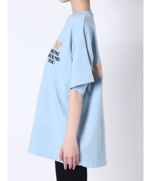 jouetie(ジュエティ)の「バックデザインTシャツ(Tシャツ/カットソー・レディース・オフホワイト/ブラック/ライトブルー/グリーン・MEDIUM)」の16枚目の写真