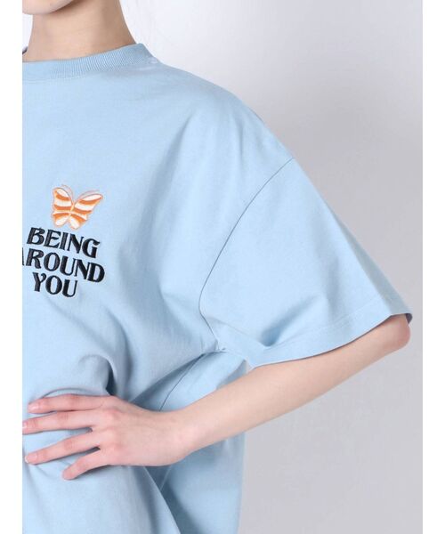 jouetie(ジュエティ)の「バックデザインTシャツ(Tシャツ/カットソー・レディース・オフホワイト/ブラック/ライトブルー/グリーン・MEDIUM)」の13枚目の写真