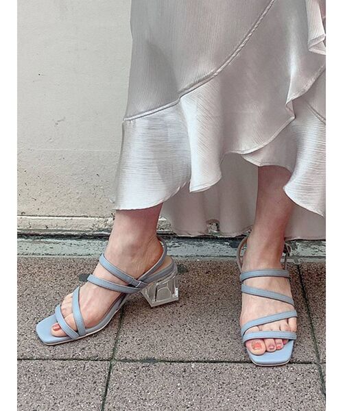 dazzlin（ダズリン）の「メニーストラップサンダル（サンダル・レディース・ブラウン/クリア・SMALL/MEDIUM/LARGE）」の5枚目の写真