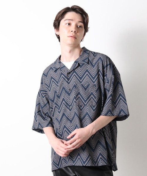 JUNRED（ジュンレッド）の「レトロパターンオープンカラーシャツ（シャツ/ブラウス・メンズ・ブラック/ブラウン/ベージュ/パープル・M/L）」の7枚目の写真