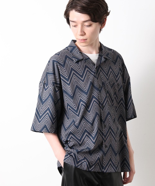 JUNRED（ジュンレッド）の「レトロパターンオープンカラーシャツ（シャツ/ブラウス・メンズ・ブラック/ブラウン/ベージュ/パープル・M/L）」の8枚目の写真