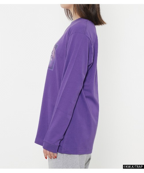 R4G（アールフォージー）の「［TVアニメ『東京リベンジャーズ』］SCENE PHOTO L/S TEE（Tシャツ/カットソー・メンズ・パープル/ホワイト・MEDIUM/LARGE/X-LARGE）」の5枚目の写真