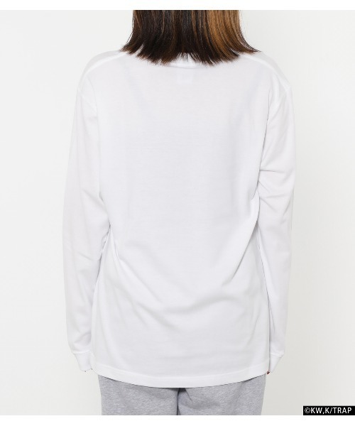 R4G（アールフォージー）の「［TVアニメ『東京リベンジャーズ』］SCENE PHOTO L/S TEE（Tシャツ/カットソー・メンズ・パープル/ホワイト・MEDIUM/LARGE/X-LARGE）」の11枚目の写真