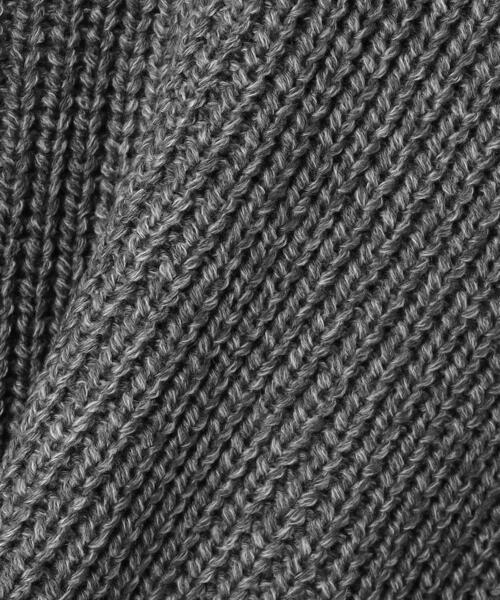 sulvam（サルバム）の「＜sulvam（サルバム）＞OVER タートルネック ニット（ニット/セーター・レディース・グレー/オリーブ・SMALL）」の8枚目の写真