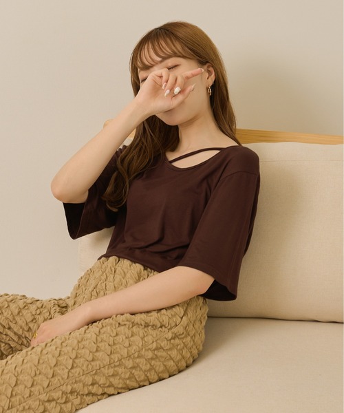 Ambre Neige（アンブルネージュ）の「アシンメトリートップス／【WEB/EC限定商品】（Tシャツ/カットソー・レディース・ダークブラウン/ベージュ・FREE）」の19枚目の写真