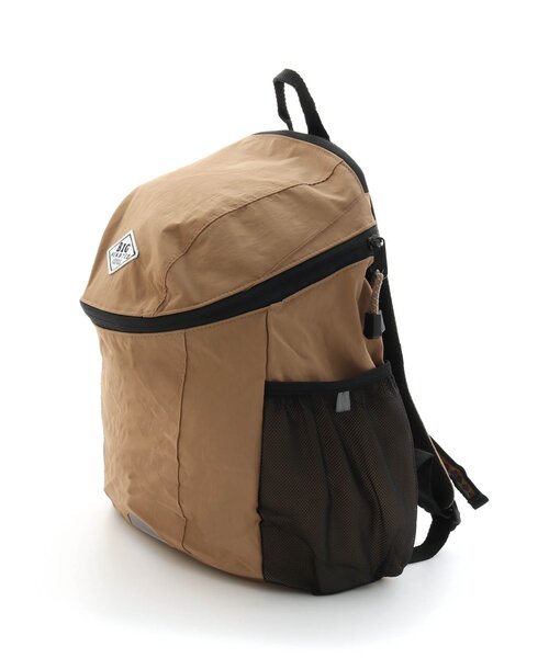 F.O.KIDS(エフオーキッズ)の「DAILY BACKPACK(バックパック/リュック・キッズ・ブラック/ベージュ/カーキ/カモフラージュ/レインボー・MEDIUM/SMALL/X-SMALL)」の3枚目の写真