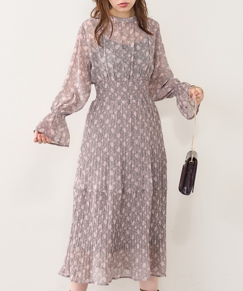 natural couture（ナチュラルクチュール）の「ランダムプリーツプチハイティアードワンピース（ワンピース・レディース・スミクロ/グリーン/ピンク/その他1/その他2/その他3・FREE）」の6枚目の写真