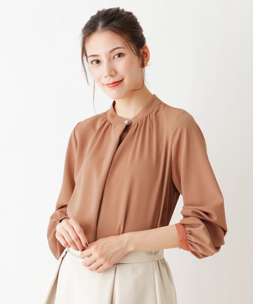 DRESKIP(ドレスキップ)の「◆パール調釦お袖ボリュームブラウス(シャツ/ブラウス・レディース・ダークオレンジ/ブラック系/ベージュ系その他7/ホワイト系3/ブラック・02/04/03)」の5枚目の写真