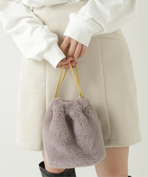 RAY CASSIN（レイカズン）の「ファー巾着×フィッシュネットトート（ショルダーバッグ・レディース・ベージュ/イエロー/キナリ・FREE）」の4枚目の写真