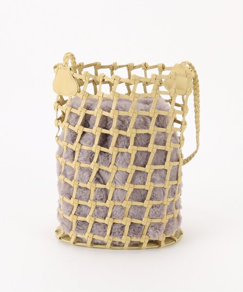 RAY CASSIN（レイカズン）の「ファー巾着×フィッシュネットトート（ショルダーバッグ・レディース・ベージュ/イエロー/キナリ・FREE）」の7枚目の写真