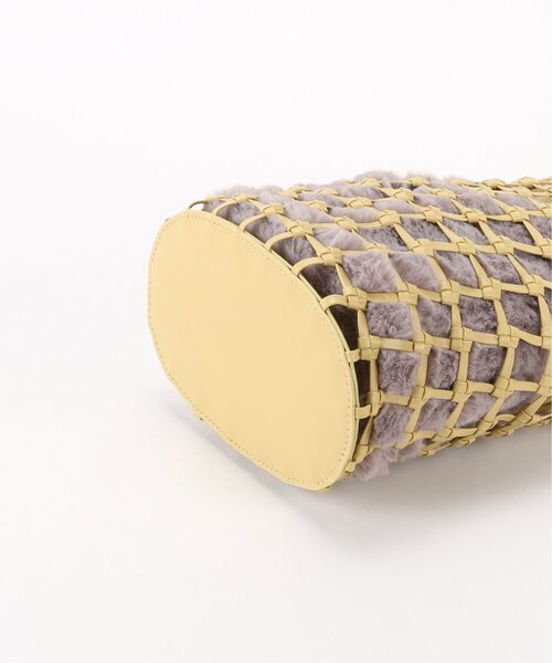 RAY CASSIN（レイカズン）の「ファー巾着×フィッシュネットトート（ショルダーバッグ・レディース・ベージュ/イエロー/キナリ・FREE）」の11枚目の写真