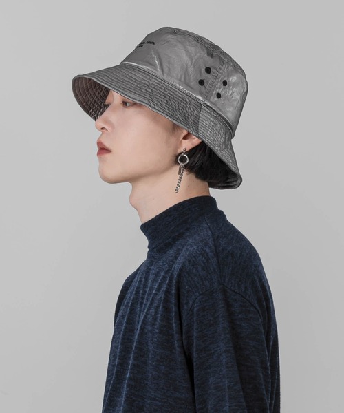 FOLLOWIN（フォロウィン）の「メタルライクバケットハット（ハット・レディース・ブラック/グレー/カーキ/シルバー・ONE SIZE）」の13枚目の写真