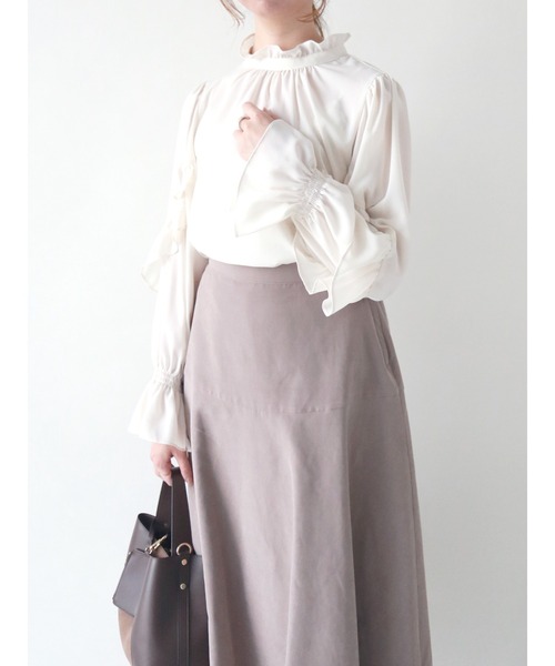 Te chichi(テチチ)の「ラッフルスリーブブラウス(シャツ/ブラウス・レディース・ブラウン/ブルー/ライトベージュ・フリ-)」の3枚目の写真