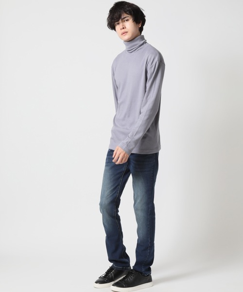 Beno(ビーノ)の「タートルネック マイクロスムース ロングスリーブ カットソー(Tシャツ/カットソー・メンズ・グレー/ベージュ/ブラック/オフホワイト・L/M/XL)」の9枚目の写真