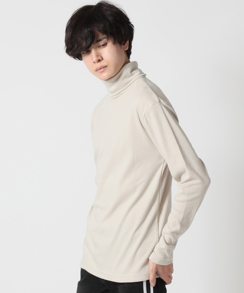 Beno(ビーノ)の「タートルネック マイクロスムース ロングスリーブ カットソー(Tシャツ/カットソー・メンズ・グレー/ベージュ/ブラック/オフホワイト・L/M/XL)」の13枚目の写真