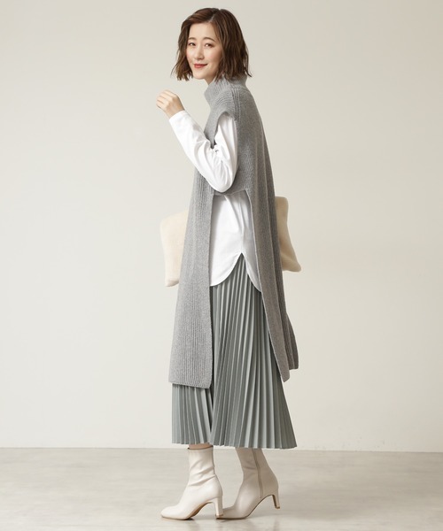 NATURAL BEAUTY BASIC（ナチュラルビューティーベーシック）の「ＢＲｉＣＯ畦チュニックベスト（ベスト・レディース・グレー/ベージュ/ブルー・MEDIUM）」の7枚目の写真