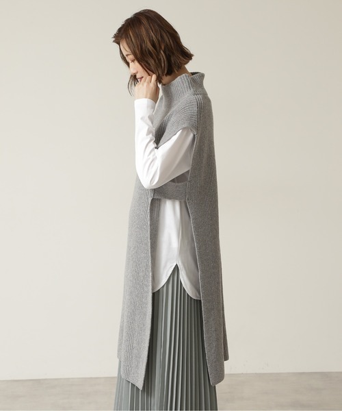 NATURAL BEAUTY BASIC（ナチュラルビューティーベーシック）の「ＢＲｉＣＯ畦チュニックベスト（ベスト・レディース・グレー/ベージュ/ブルー・MEDIUM）」の17枚目の写真