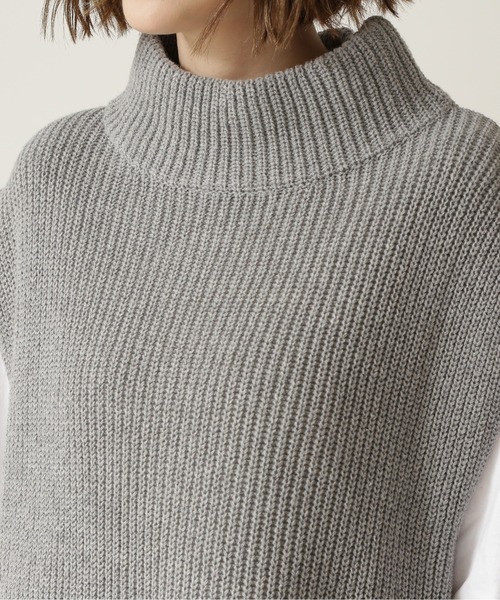 NATURAL BEAUTY BASIC（ナチュラルビューティーベーシック）の「ＢＲｉＣＯ畦チュニックベスト（ベスト・レディース・グレー/ベージュ/ブルー・MEDIUM）」の10枚目の写真