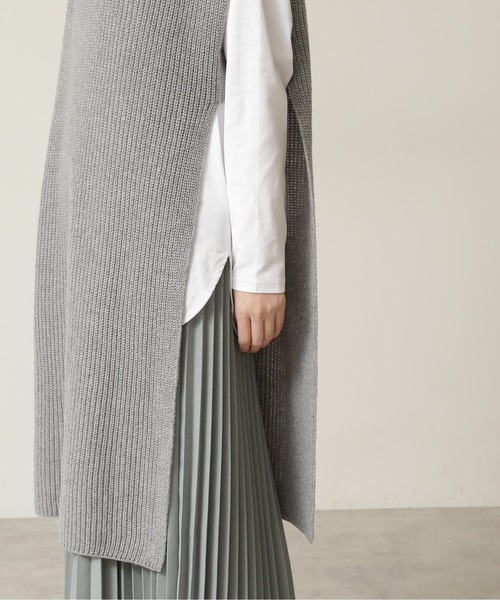 NATURAL BEAUTY BASIC（ナチュラルビューティーベーシック）の「ＢＲｉＣＯ畦チュニックベスト（ベスト・レディース・グレー/ベージュ/ブルー・MEDIUM）」の19枚目の写真