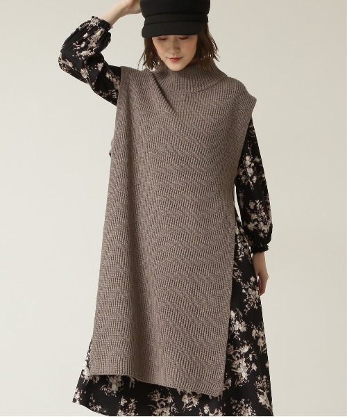 NATURAL BEAUTY BASIC（ナチュラルビューティーベーシック）の「ＢＲｉＣＯ畦チュニックベスト（ベスト・レディース・グレー/ベージュ/ブルー・MEDIUM）」の5枚目の写真