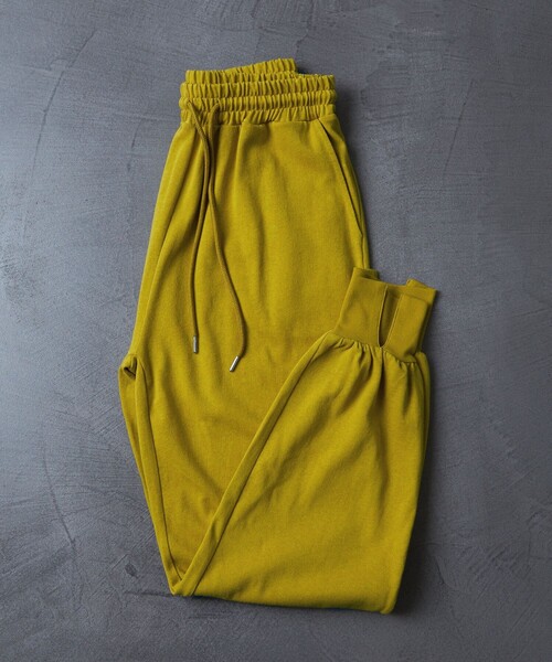 FREAK'S STORE(フリークスストア)の「▽【WEB限定】USAコットンスリットジョガーパンツ(スウェットパンツ・レディース・オフホワイト/ブラック/イエロー/グリーン/ネイビー/パープル・SMALL/MEDIUM)」の1枚目の写真