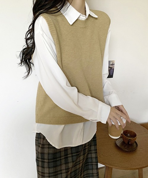 背中デザインベスト