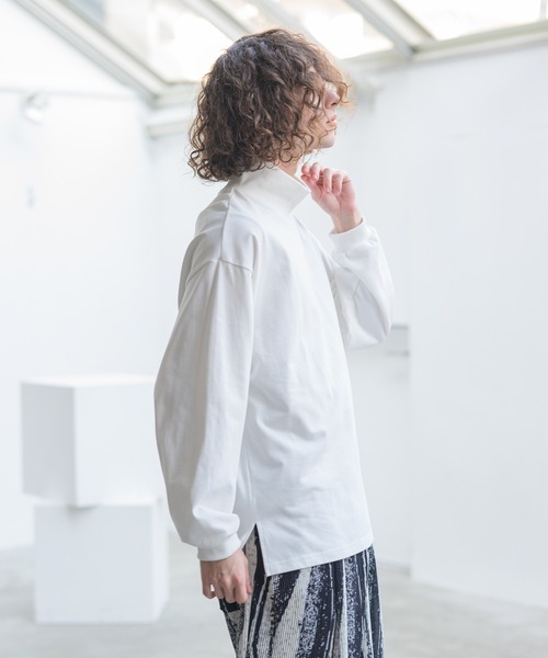 CASPER JOHN(キャスパージョン)の「Heavy weight mock neck loose long T-shirts/ヘビーウェイトモックネックルーズロンT(Tシャツ/カットソー・メンズ・ホワイト/チャコールグレー/ブラック/ベージュ/グレー・SMALL/MEDIUM/LARGE)」の11枚目の写真