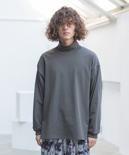 CASPER JOHN(キャスパージョン)の「Heavy weight mock neck loose long T-shirts/ヘビーウェイトモックネックルーズロンT(Tシャツ/カットソー・メンズ・ホワイト/チャコールグレー/ブラック/ベージュ/グレー・SMALL/MEDIUM/LARGE)」の20枚目の写真