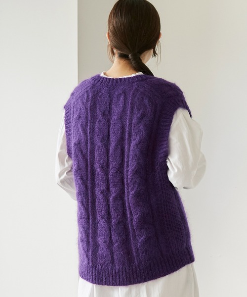 cardo fabrica（カルドファブリカ）の「モヘヤケーブルハンドニットベスト（ベスト・レディース・パープル/グレー・FREE）」の19枚目の写真