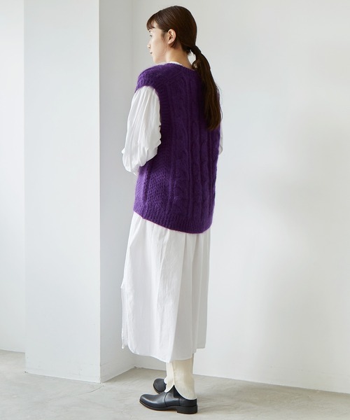 cardo fabrica（カルドファブリカ）の「モヘヤケーブルハンドニットベスト（ベスト・レディース・パープル/グレー・FREE）」の15枚目の写真
